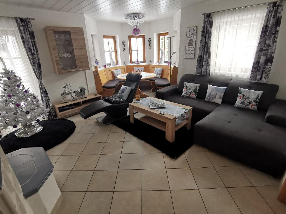Alpen-Chalet Ehrwald Exterior photo